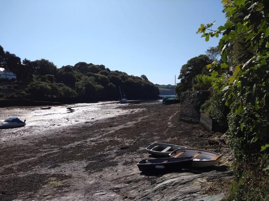 Dingley Dell - Superb Location For Truro In Private Accommodation Perranwell エクステリア 写真